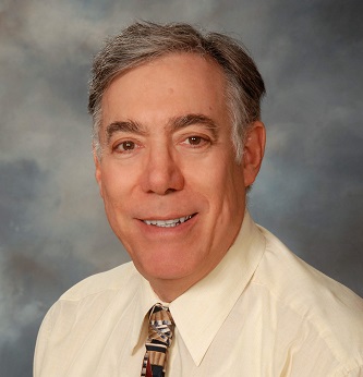 Former University of Sciences Chemistry Department Chair and Professor Emeritus of Chemistry Ed Birnbaum '64. 